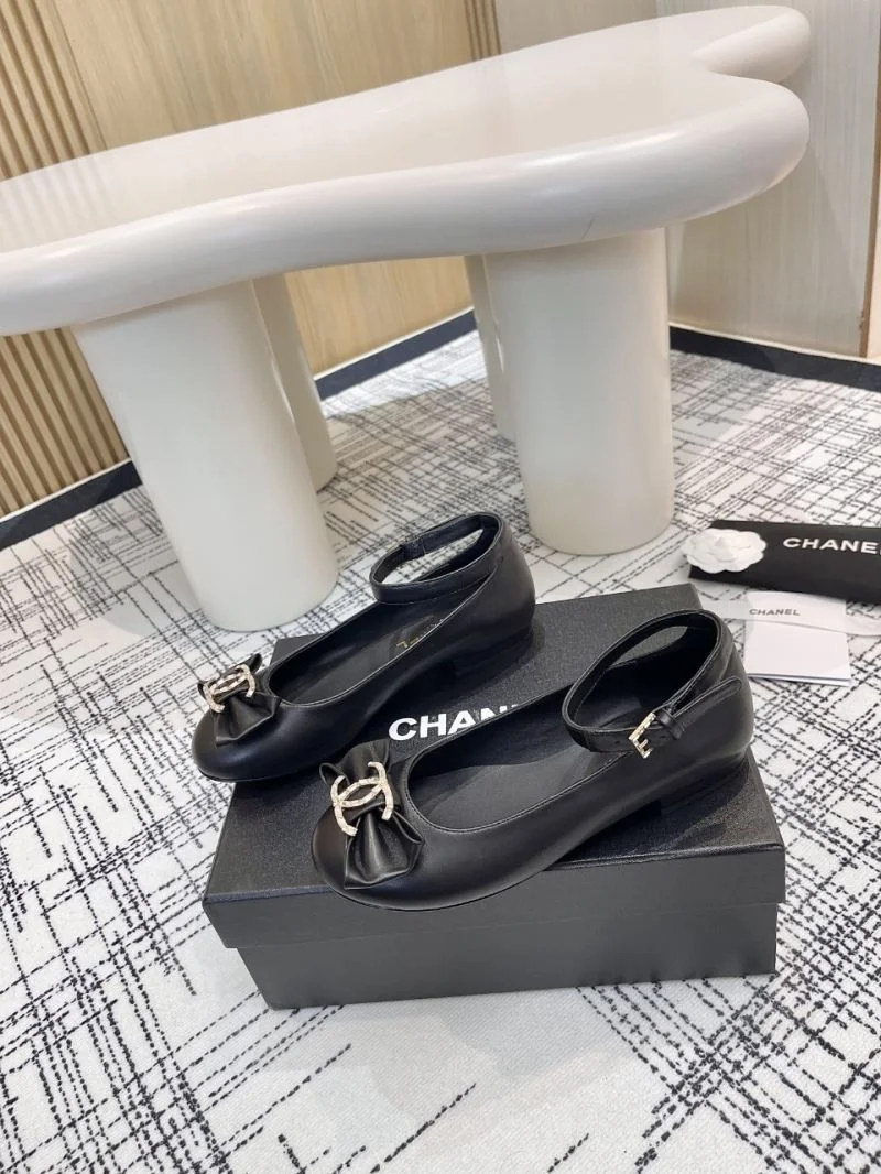 Lightweight Chanel Flat Shoes 18260