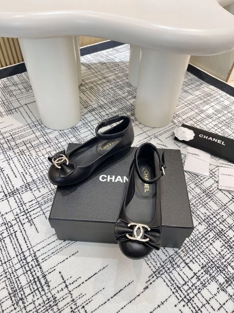 Lightweight Chanel Flat Shoes 18260