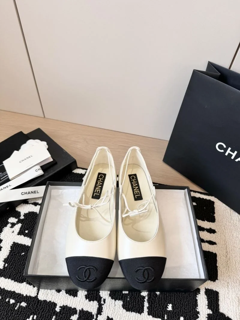 Neat Chanel Flat Shoes 18234