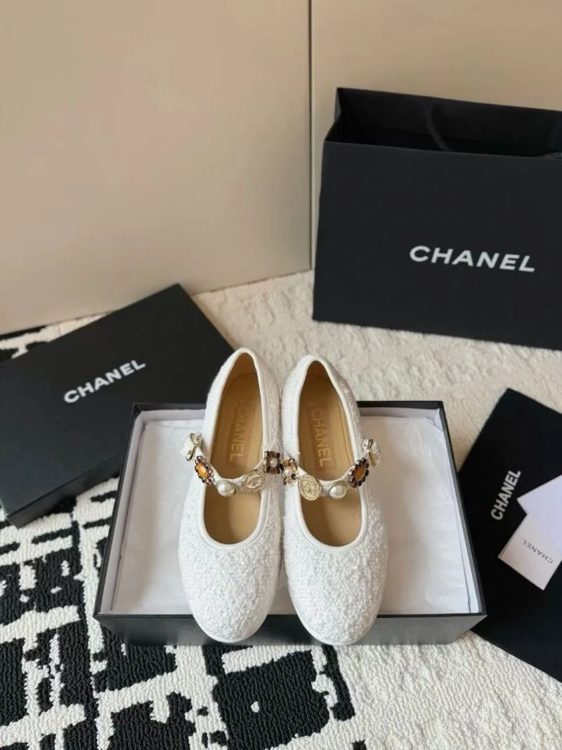 Chanel Flat Shoes AllSeason 18224