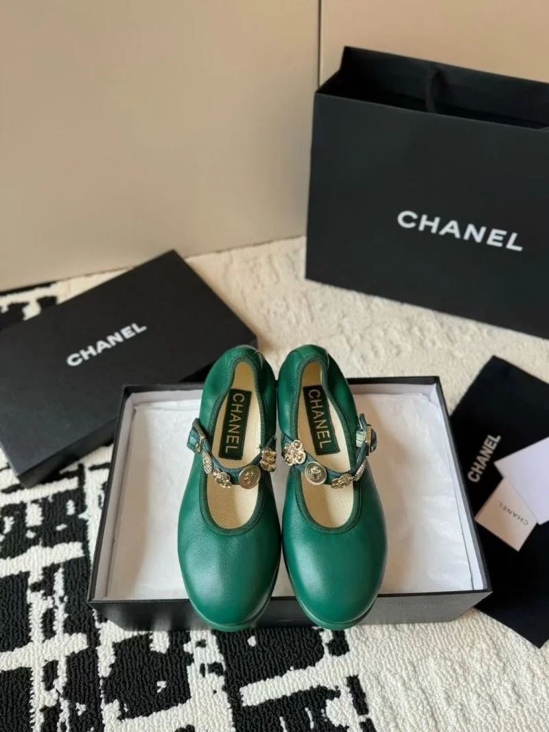 Durable Chanel Flat Shoes 18228
