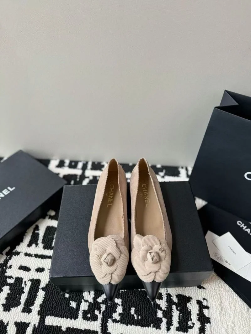FashionForward Chanel Flat Shoes 18217