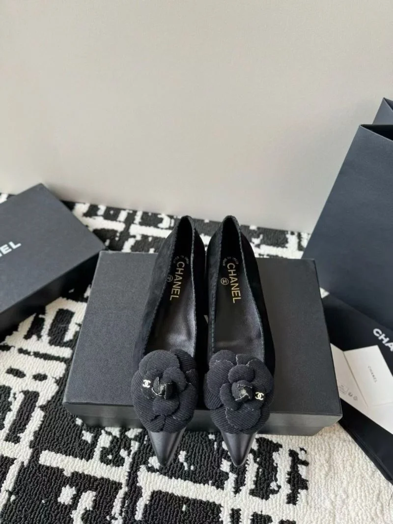 Chanel Flat Shoes Chic 18216