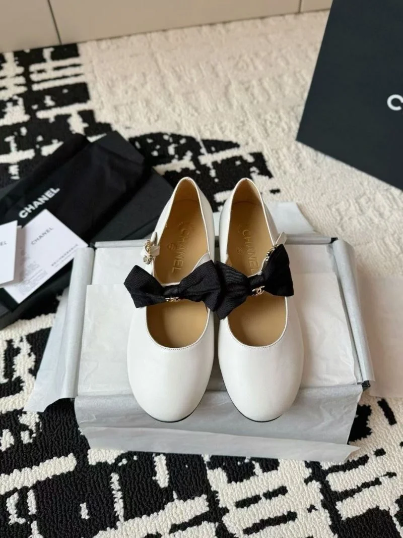 Chanel Flat Shoes FlexibleFit 18211