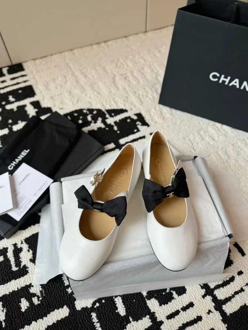 Chanel Flat Shoes FlexibleFit 18211
