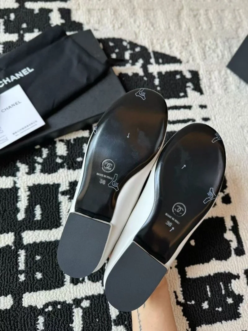 Chanel Flat Shoes FlexibleFit 18211