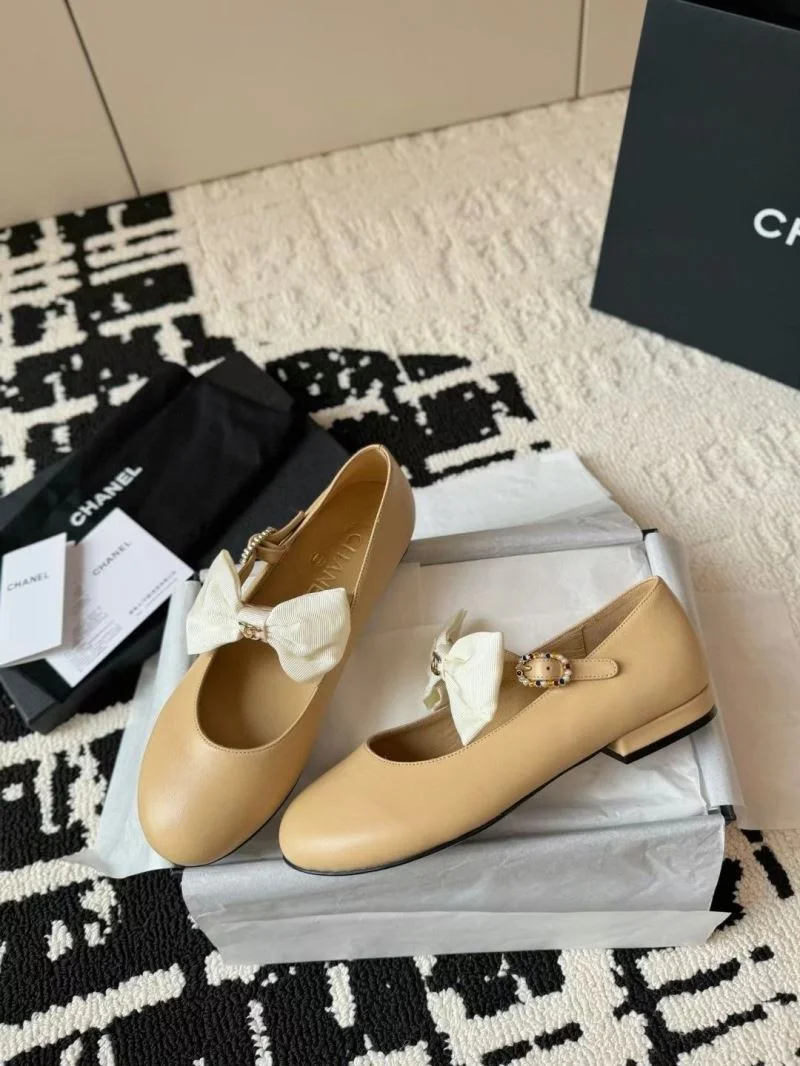 Popular Chanel Flat Shoes 18214