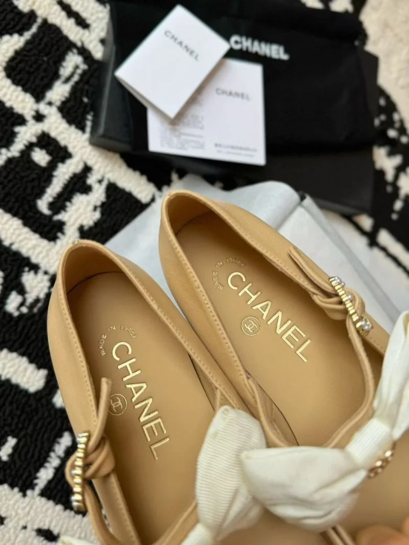 Popular Chanel Flat Shoes 18214