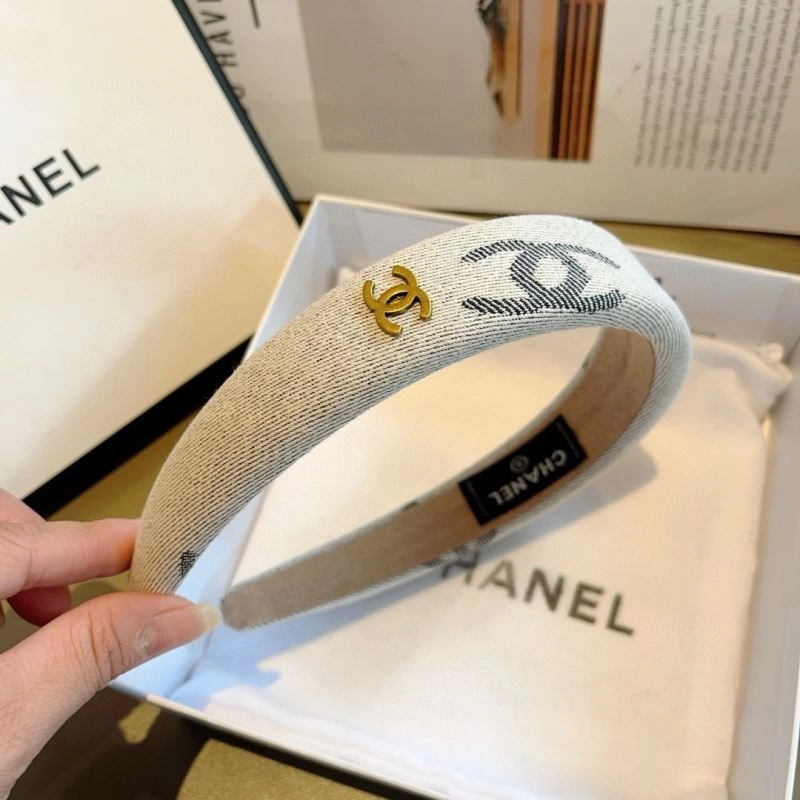 Supportive Chanel Hair Hoop 263737