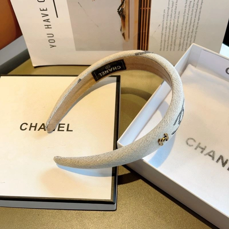 Supportive Chanel Hair Hoop 263737
