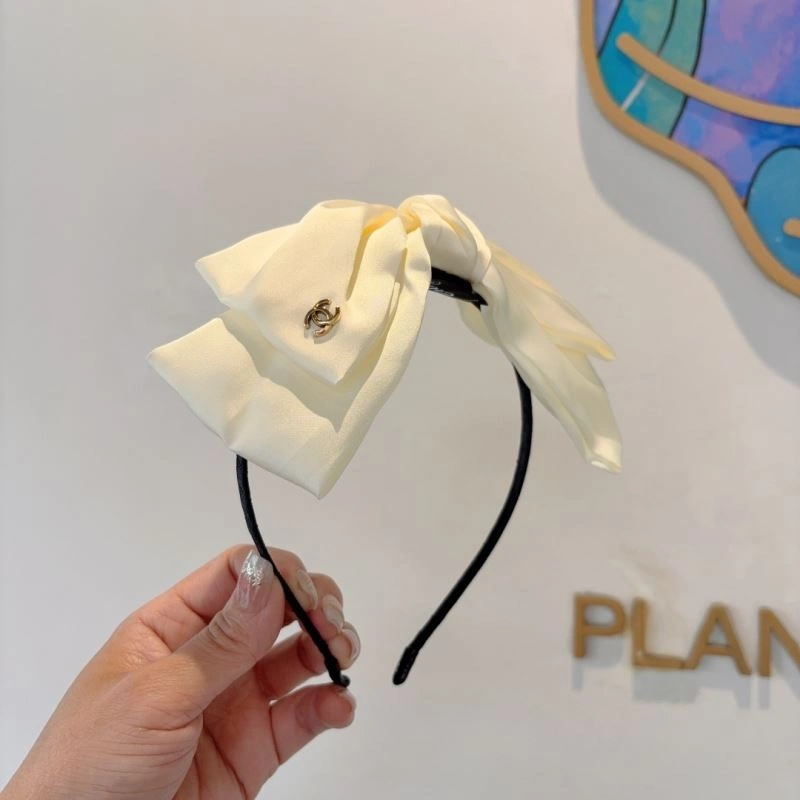 WellDesigned Chanel Hair Hoop 263722