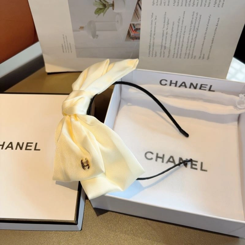 WellDesigned Chanel Hair Hoop 263722