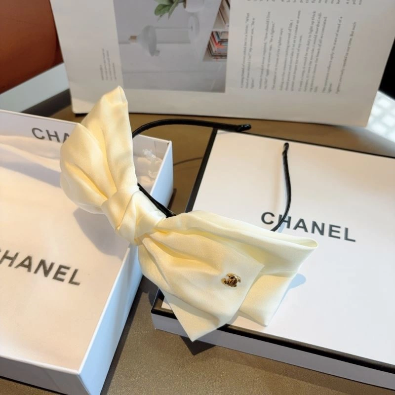 WellDesigned Chanel Hair Hoop 263722