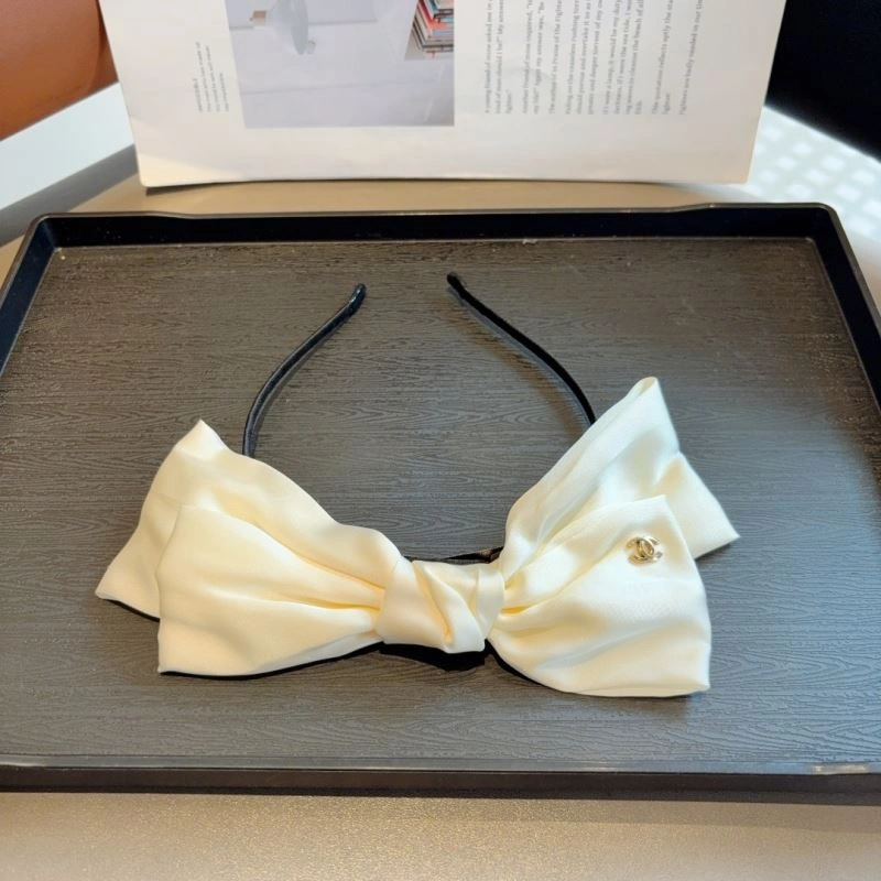 WellDesigned Chanel Hair Hoop 263722