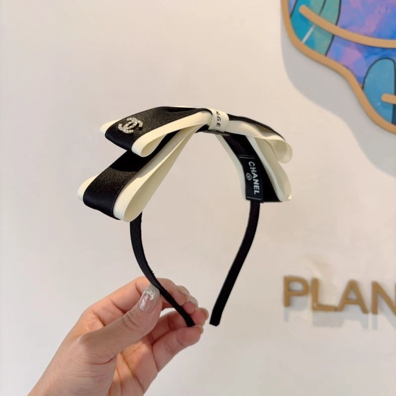 Supportive Chanel Hair Hoop 263238