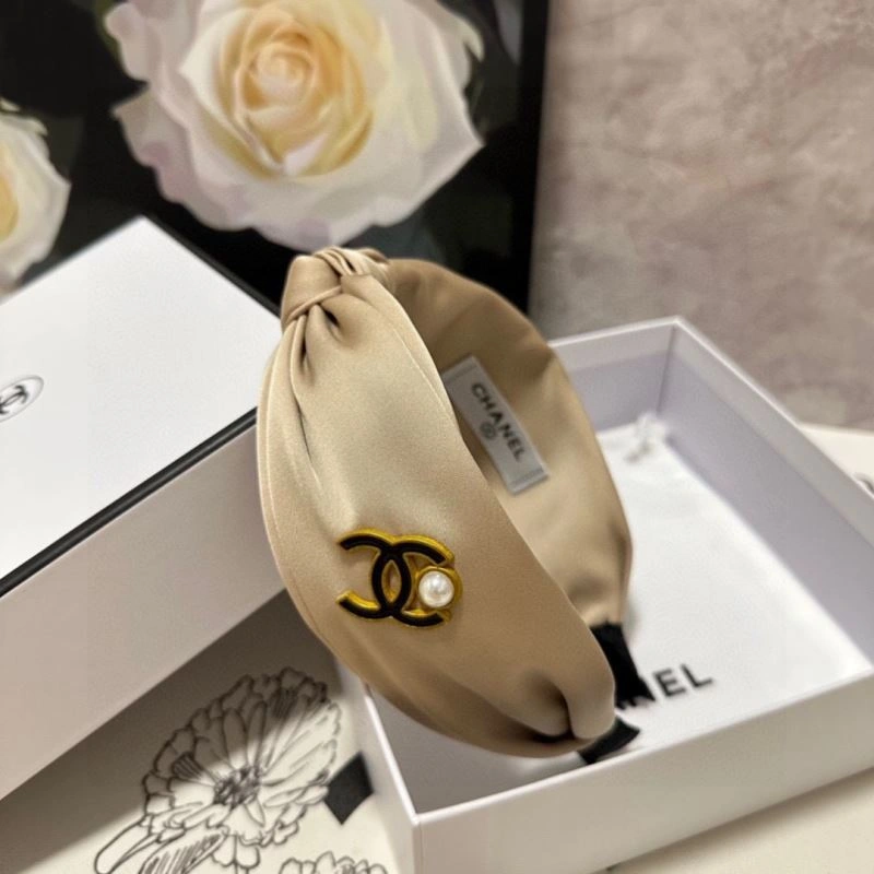 Compact Chanel Hair Hoop 264839