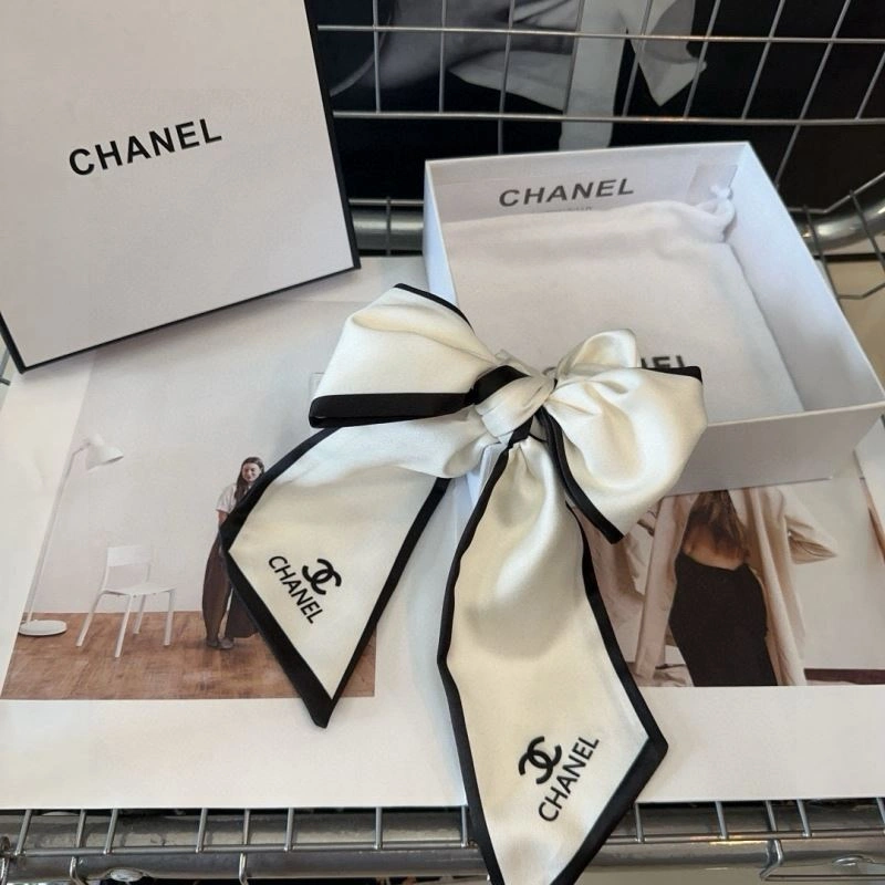 Contemporary Chanel Hair Hoop 264550