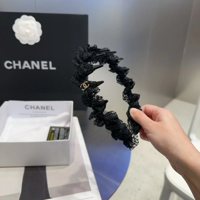 EyeCatching Chanel Hair Hoop 264483