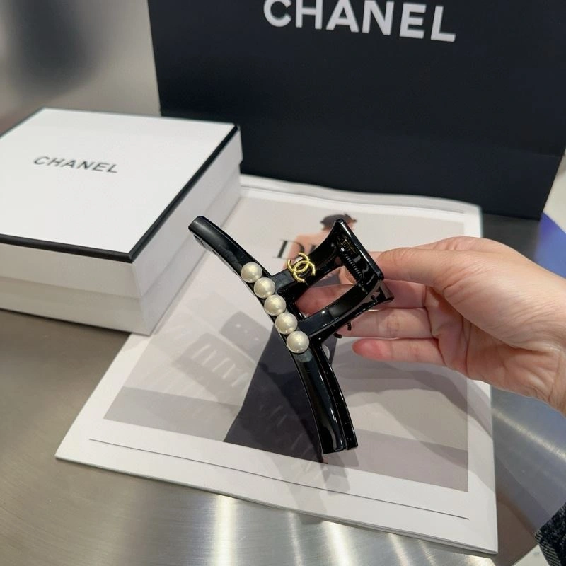 Stylish Chanel Hair Hoop 264439