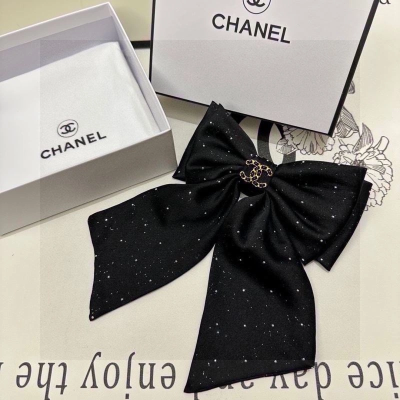 MoistureWicking Chanel Hair Hoop 264392