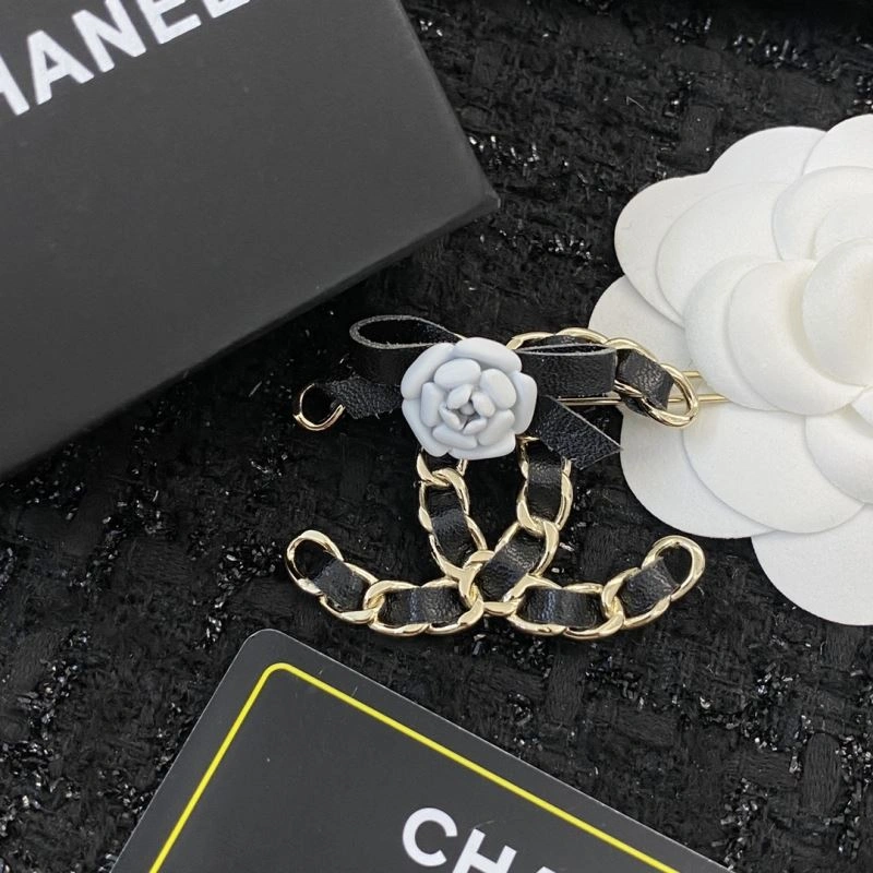 Chanel Hairpins FashionForward 231170