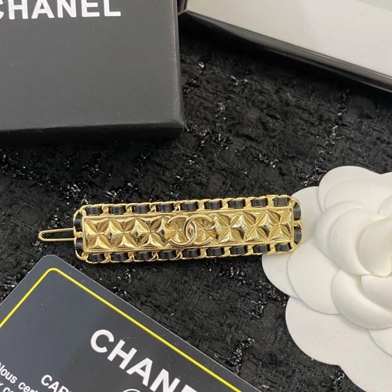 Functional Chanel Hairpins 231030