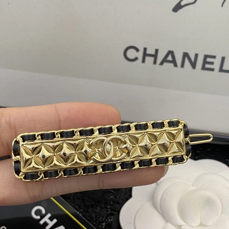 Functional Chanel Hairpins 231030