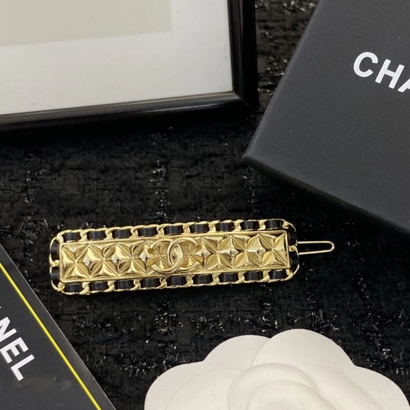 Functional Chanel Hairpins 231030