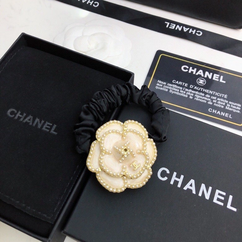 Versatile Chanel Hairpins 231553