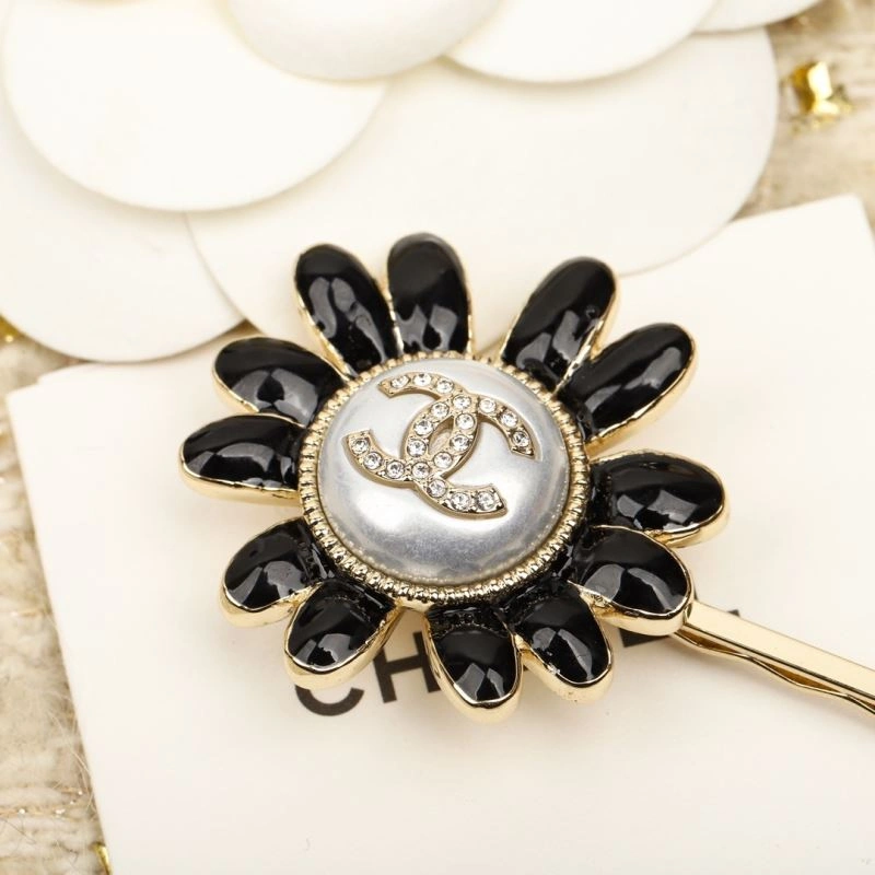Supportive Chanel Hairpins 228673