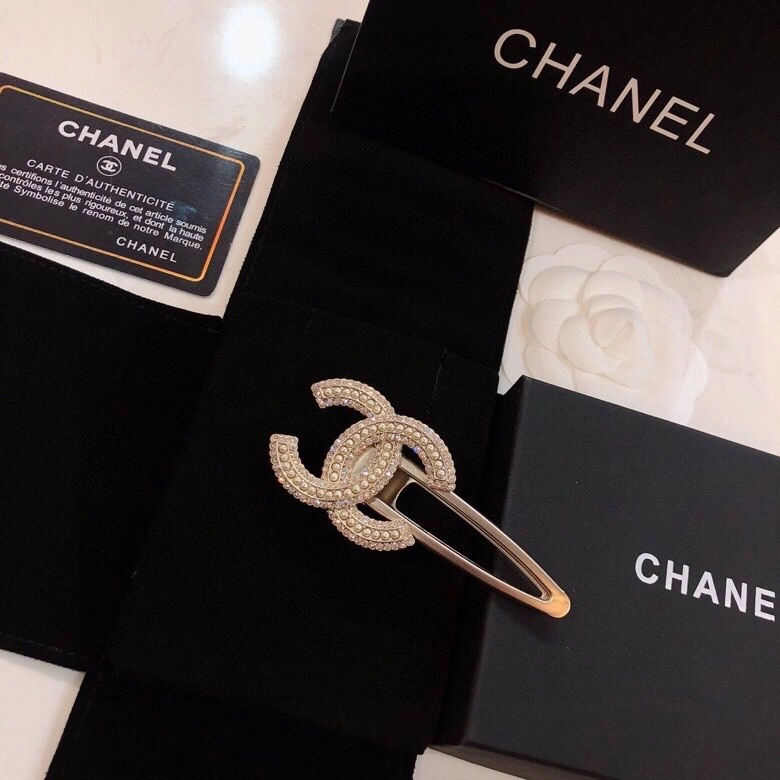 Vibrant Chanel Hairpins 228715