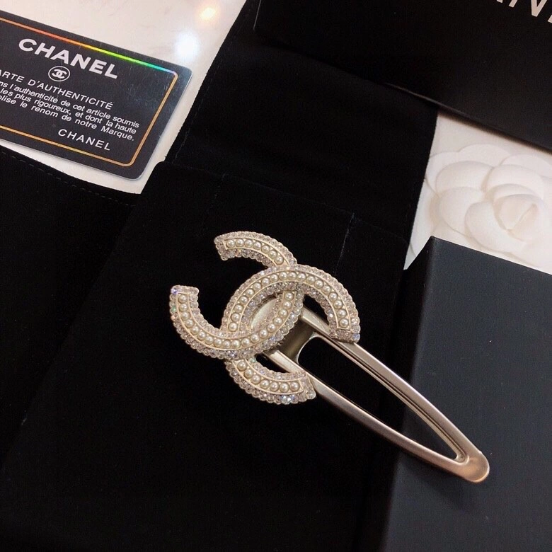 Vibrant Chanel Hairpins 228715