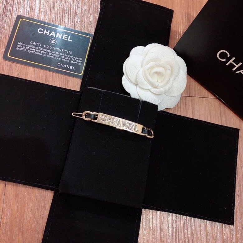 Chanel Hairpins Sleek 227023