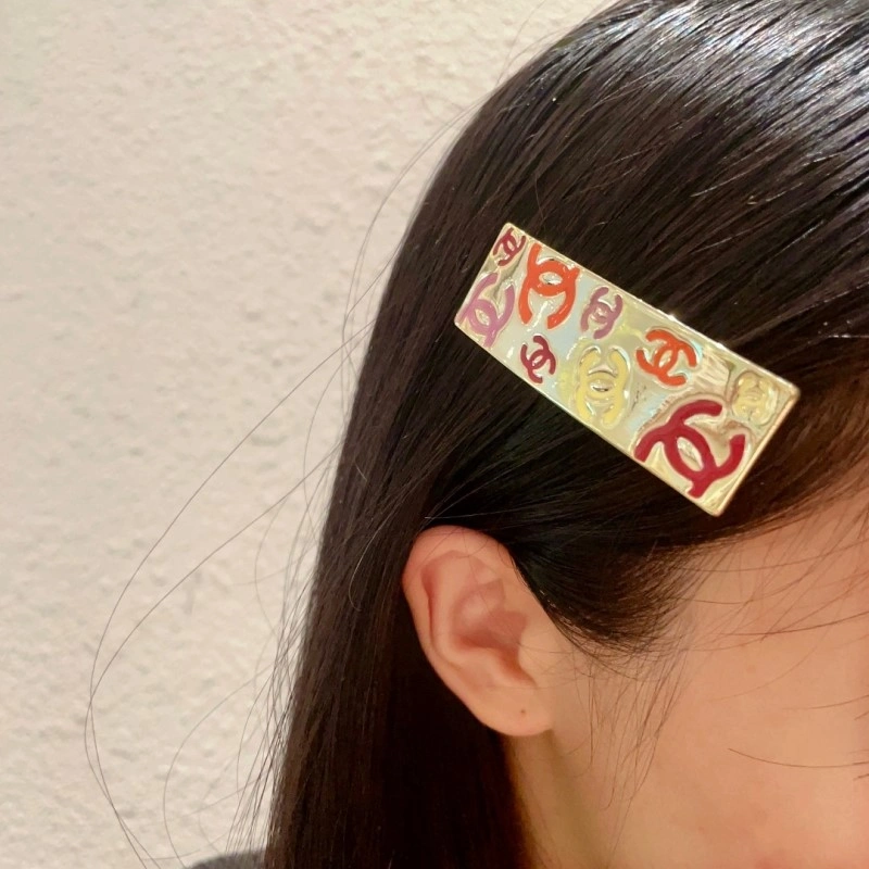 Snug Chanel Hairpins 219246