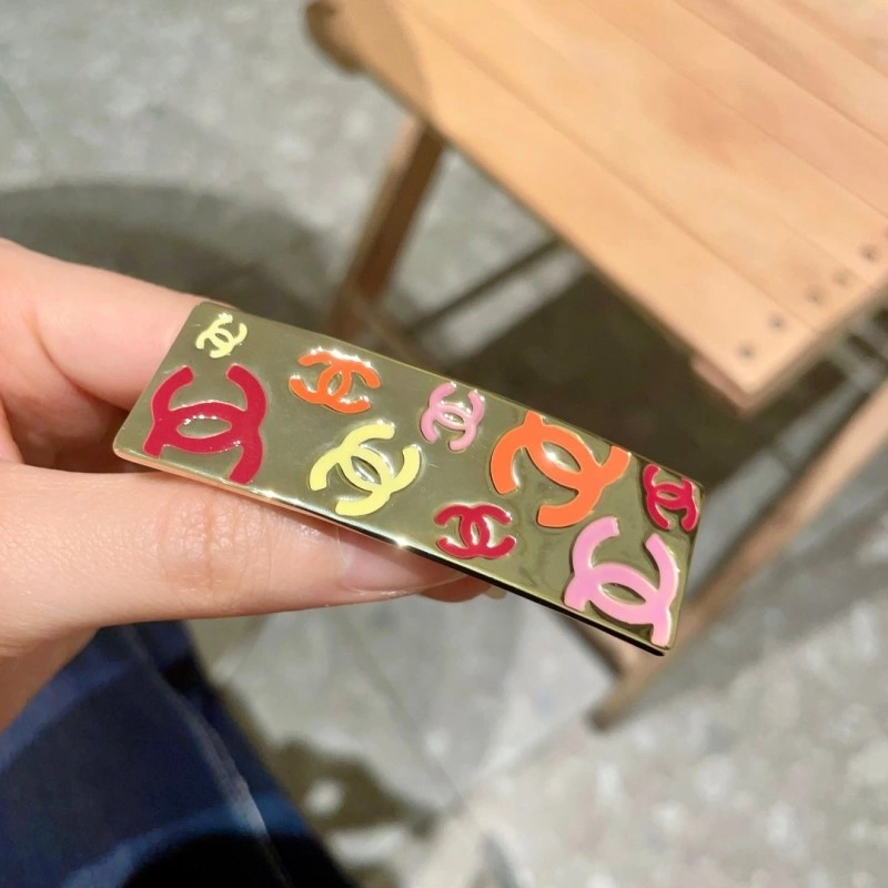 Snug Chanel Hairpins 219246