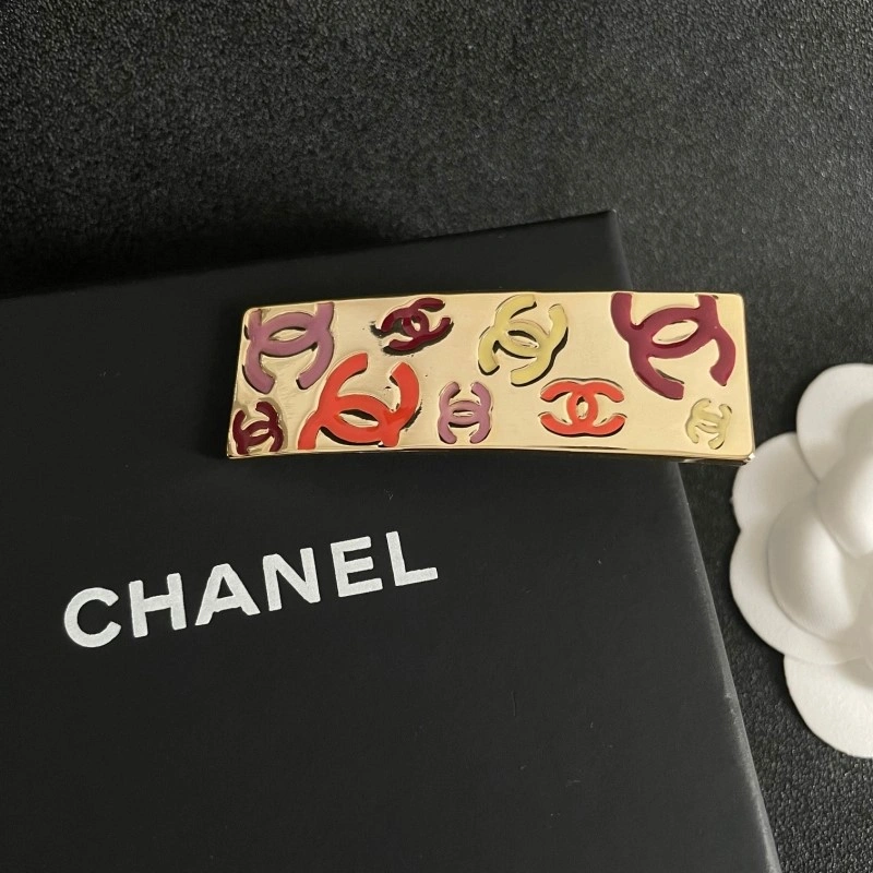 Snug Chanel Hairpins 219246