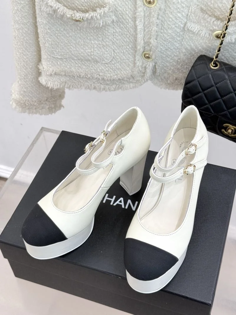 Vibrant Chanel Heeled Shoes 19296
