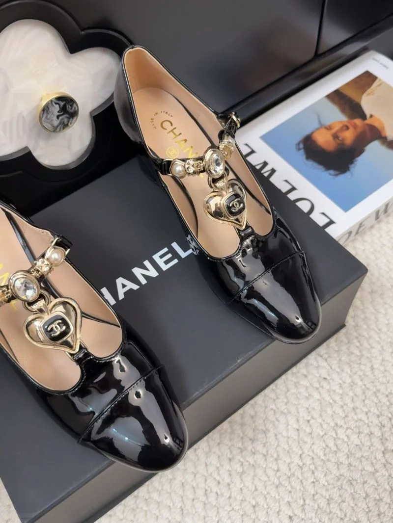 Effortless Chanel Heeled Shoes 19286