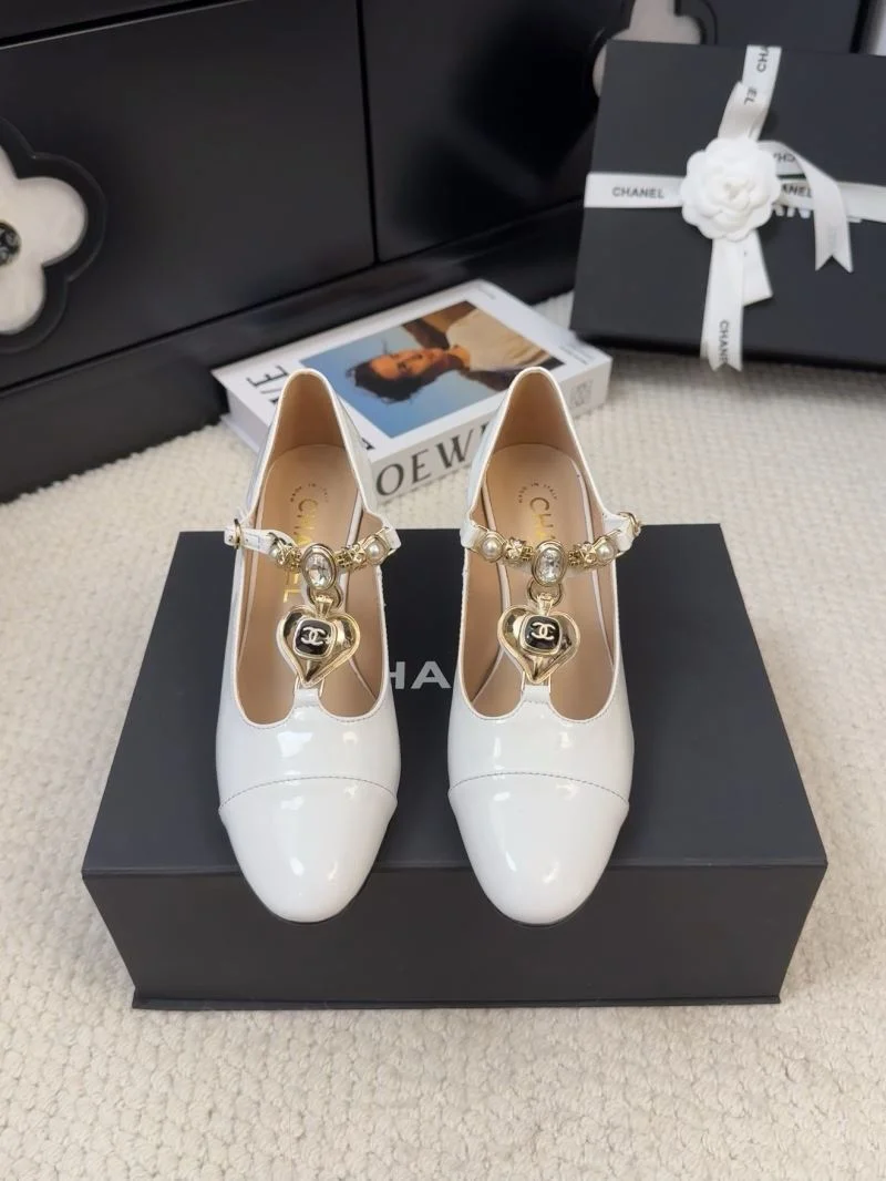 Chanel Heeled Shoes Casual 19427