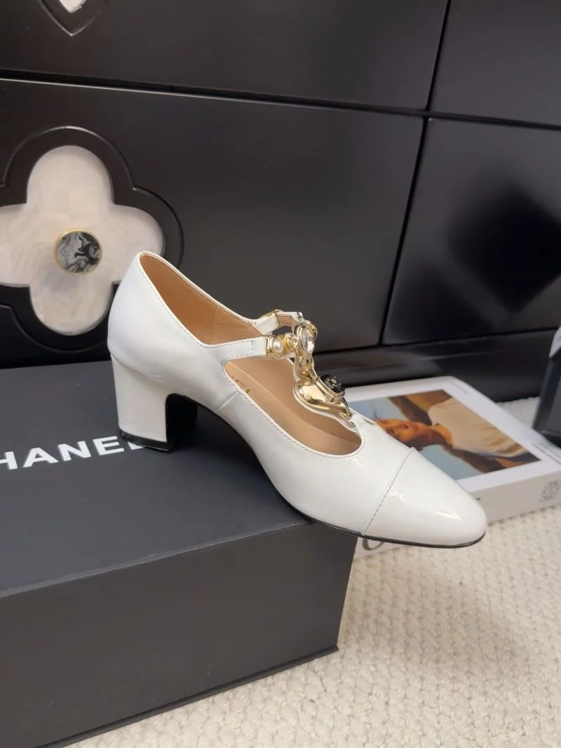 Chanel Heeled Shoes Casual 19427