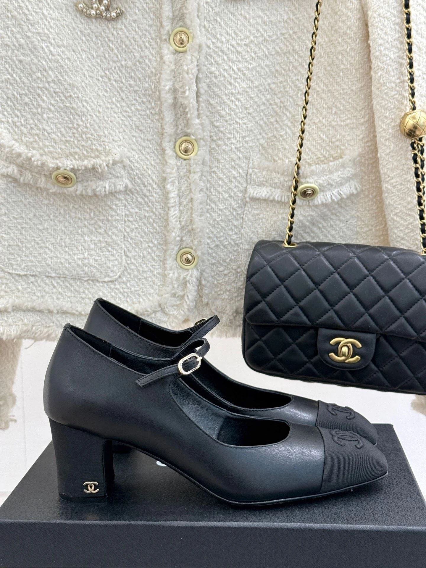 TravelReady Chanel Heeled Shoes 18189