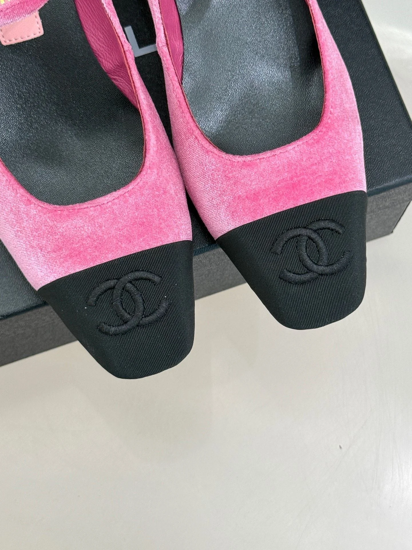 Bright Chanel Heeled Shoes 18184
