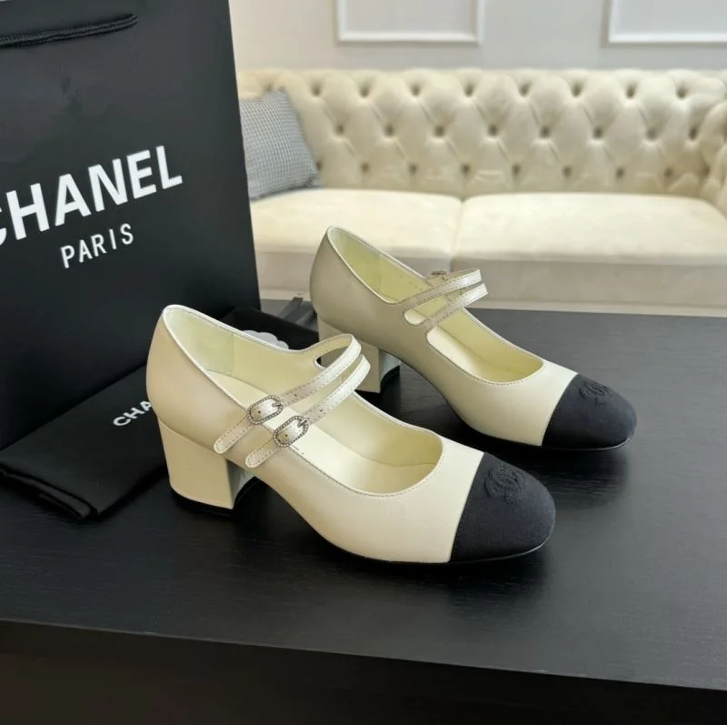 Chanel Heeled Shoes WaterResistant 18174