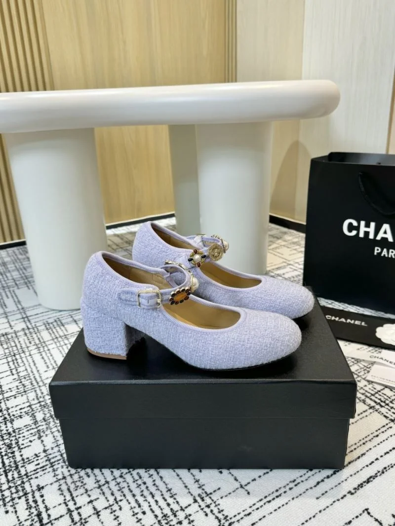 Chanel Heeled Shoes Cozy 18167
