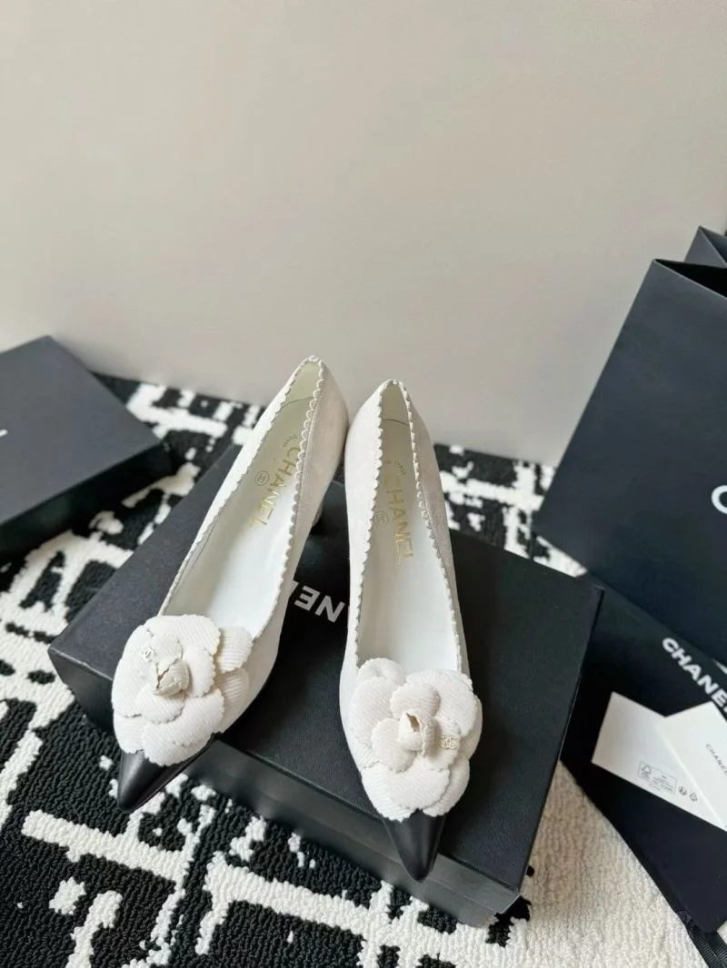 StreetReady Chanel Heeled Shoes 18222