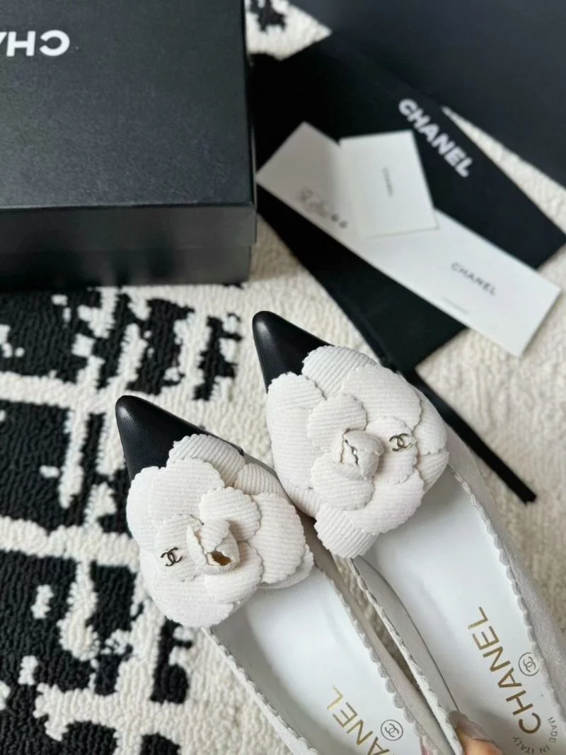 StreetReady Chanel Heeled Shoes 18222