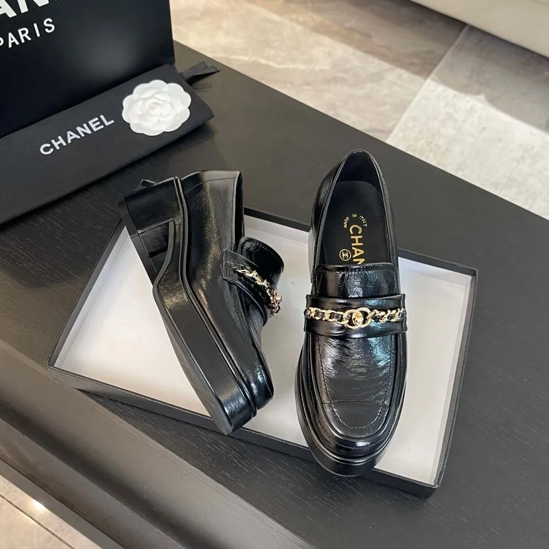 Chanel Heeled Shoes Modern 18137