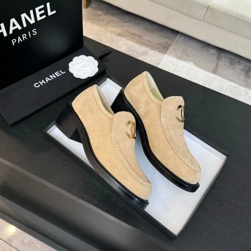 UrbanChic Chanel Heeled Shoes 18129