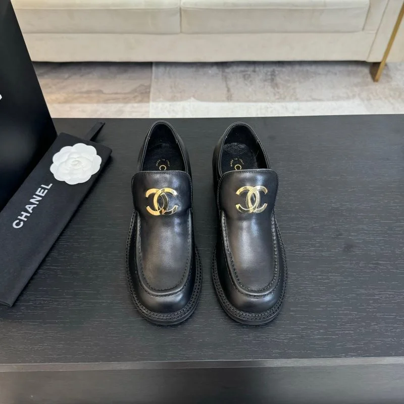 Refined Chanel Heeled Shoes 18135