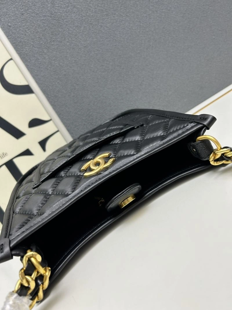 Chanel Hobo Bags Sleek 84408